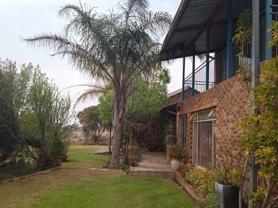 4 Bedroom Property for Sale in Ferreira Free State